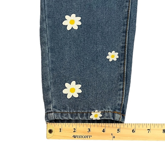 High Waist Daisy Print Mom Jeans Size 9 Excellent Pre-owned Condition - Picture 9 of 10